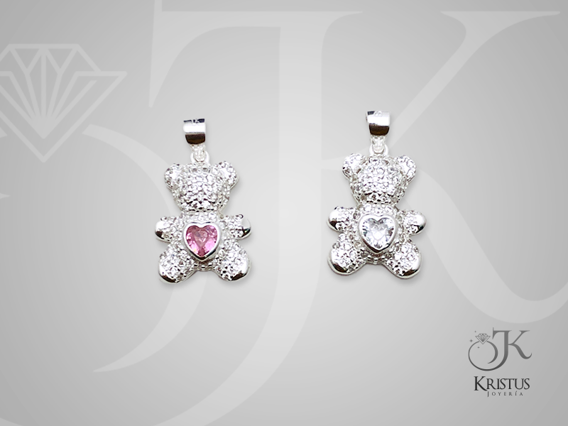 Colgante de Oso con Corazón Interior en Plata Fina 925 con Circones - Símbolo de Amor y Protección