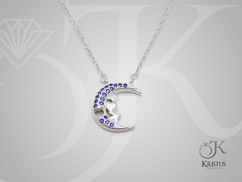 Collar de Luna con Avión, Corazón y Estrella de Plata Fina Ley 925- Encanto y Misterio.