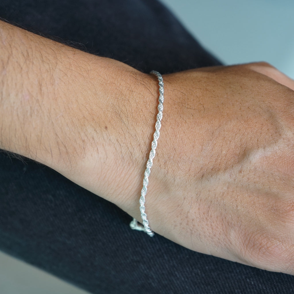 Pulsera Tourbillon Plata Ley 925 (21 cm · 3 mm) – Joyería Premium