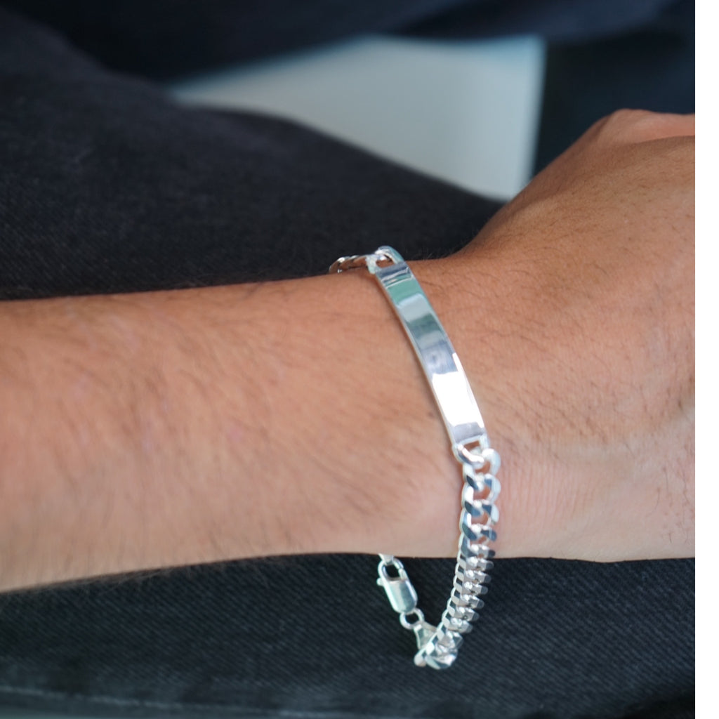Pulsera Grumet con Placa Plata Ley 925 (21 cm) – Línea Premium