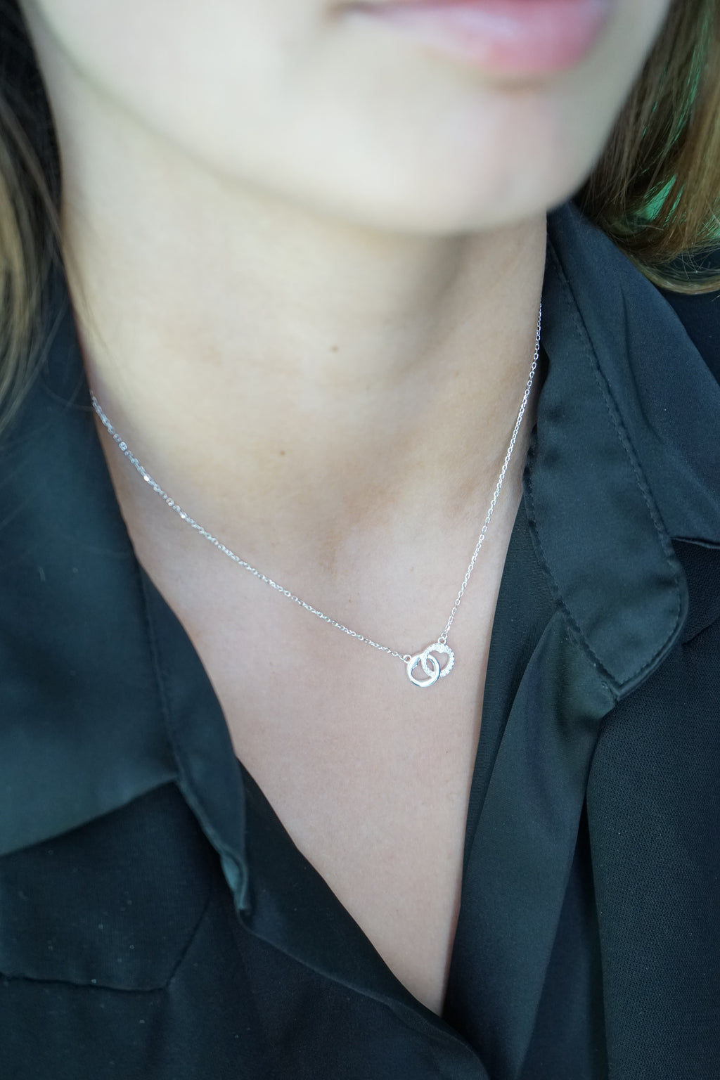 Collar Aros Entrelazados – Plata Fina 925