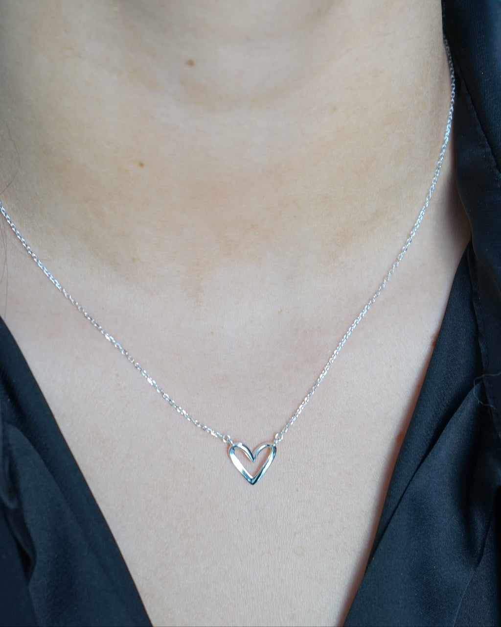 Collar Corazón Minimal – Plata Fina 925