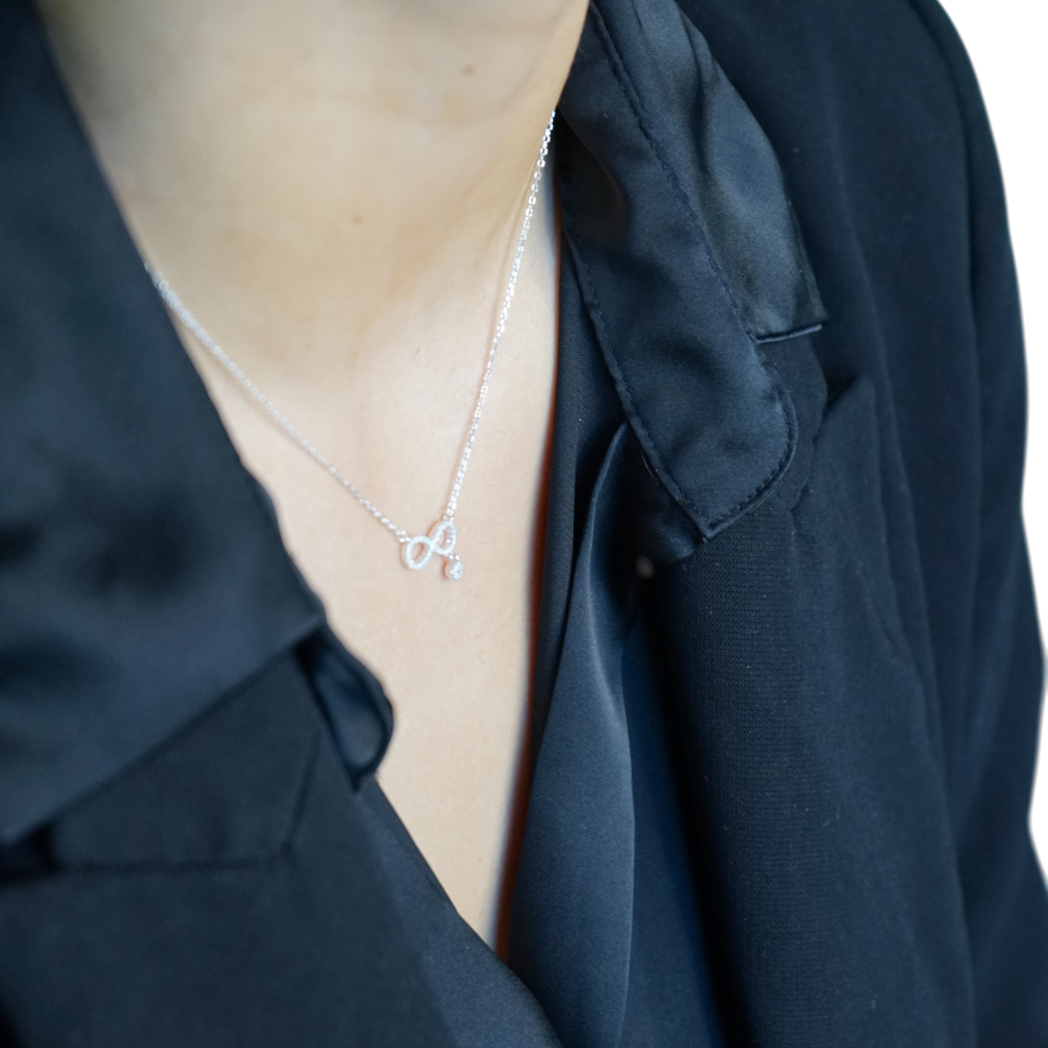 Collar Infinito Brillante – Plata Fina 925