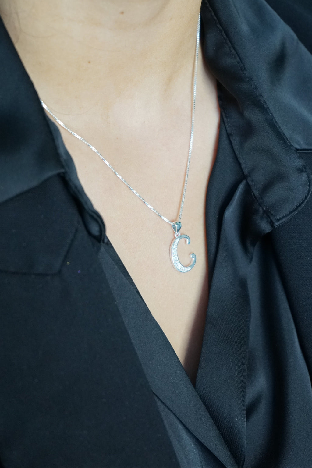 Colgante Inicial – Plata Fina 925