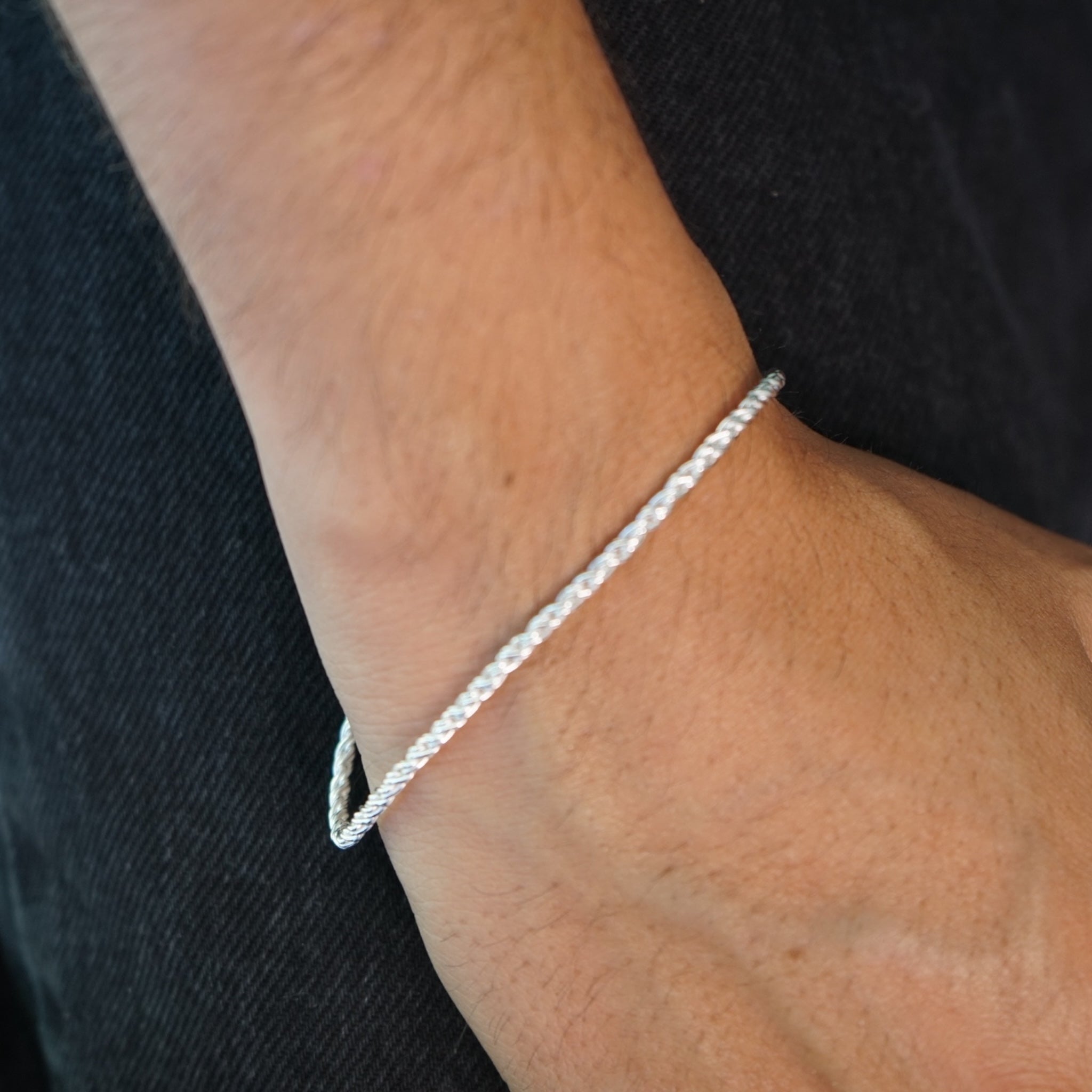 Pulsera Torbillon Especial · Plata Ley 925 · 21 cm · 2 mm (Exclusiva Kristus)